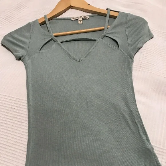 EXPRESS T SHIRT - Picture 2 of 3